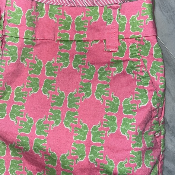 Crown & Ivy   Bermuda shorts  pink/Kelly green elephants  midrise   Size 4 - Picture 4 of 10